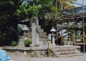 井伊直弼供養塔