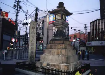 JR奈良駅・常夜灯