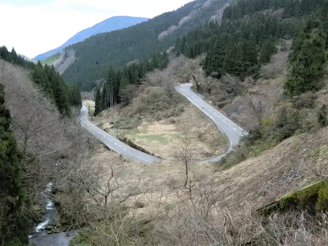 ヘアピンカーブ