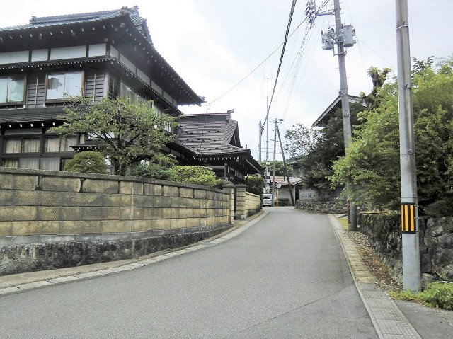 大きな建物