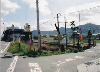 JR布施屋駅の東