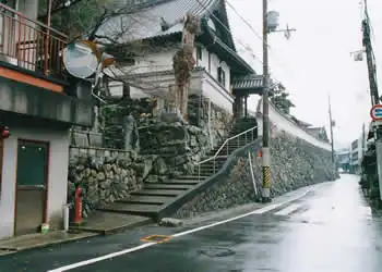 筑摩神社