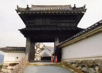 梼原街道　>黒鉄門